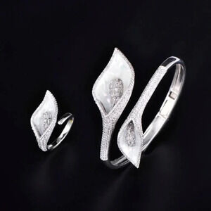 VQ Flower Bracelet and Ring Set